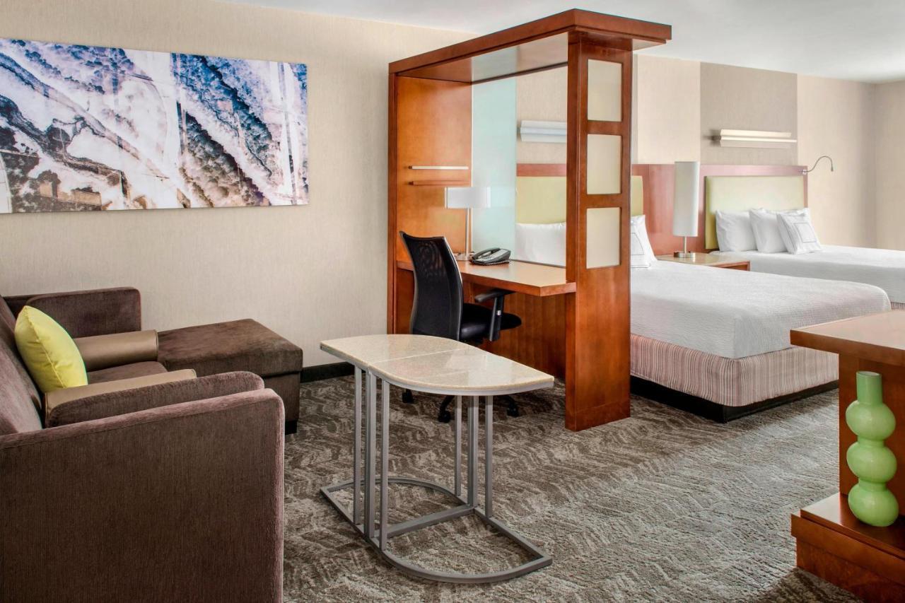 Springhill Suites Long Island Brookhaven Bellport Esterno foto
